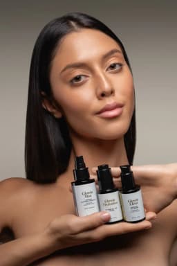 Glowin Skincare Kit thumbnail 4